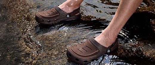 Best Shoes for Rainy Days to Stay Comfortable & Stylish